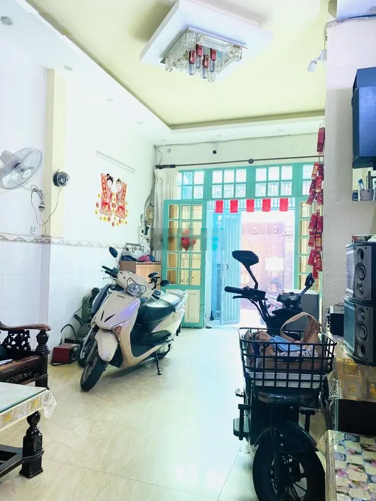 Bán nhà riêng p10 ,tân bình -4 tầng - hẻm xe hơi - sổ nở hậu- 96m2 - 11 tỷ