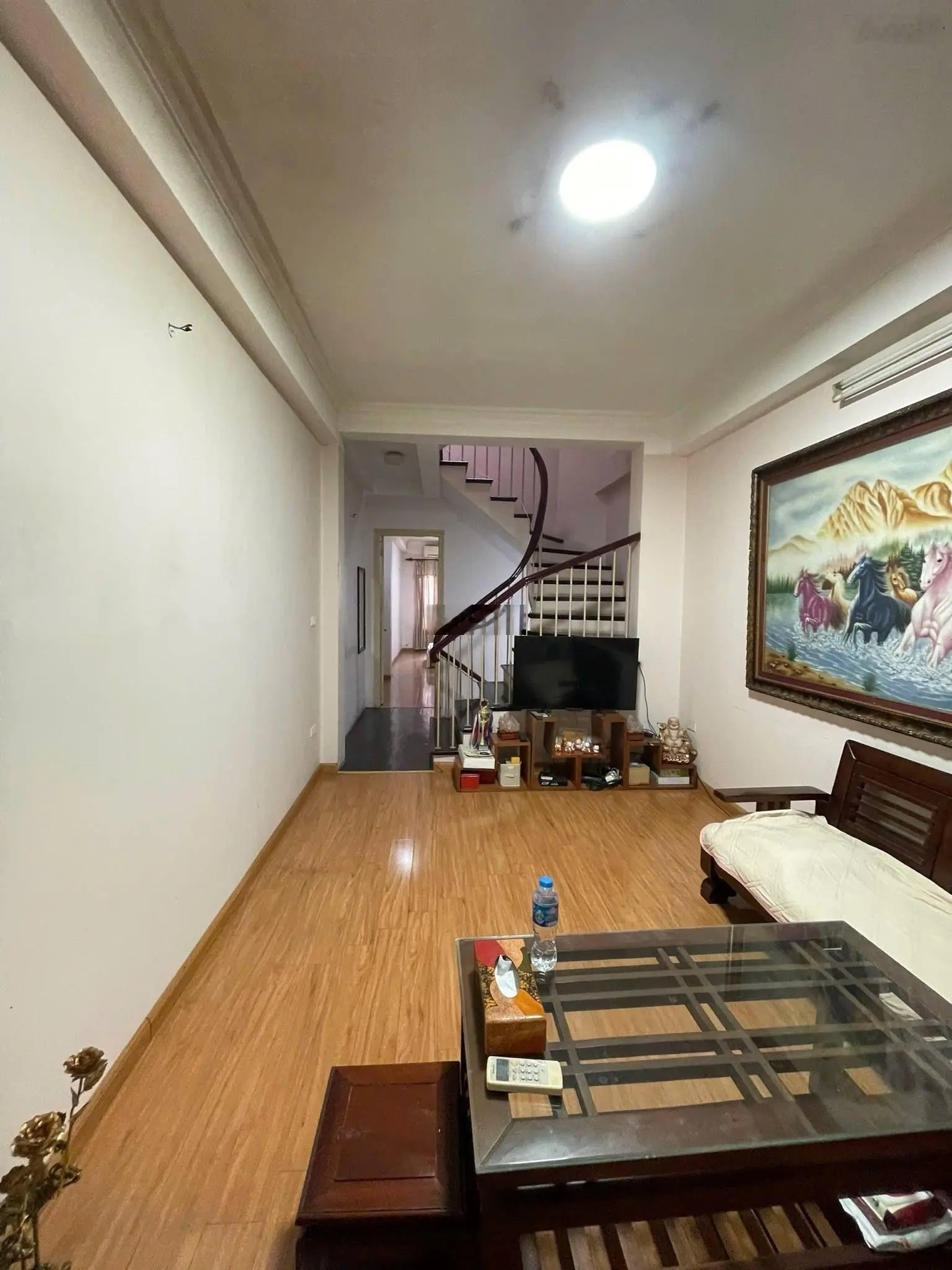 Cần Bán Nhà Mễ Trì Thương , Nam Từ Liêm, Đuờng Oto Trách, Lô Góc 3 Thoáng, Dân Xây, Giá Đầu Tư.
