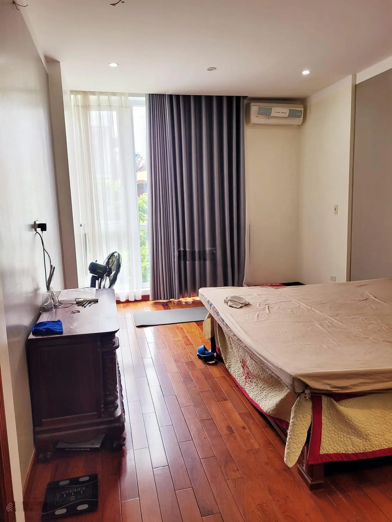 Siêu hiếm, ĐỘI CẤN-BA ĐÌNH-HÀ NỘI, DT: 44m2 x 3 Tầng-MT: 3,9m/ Giá: 6,3 Tỷ