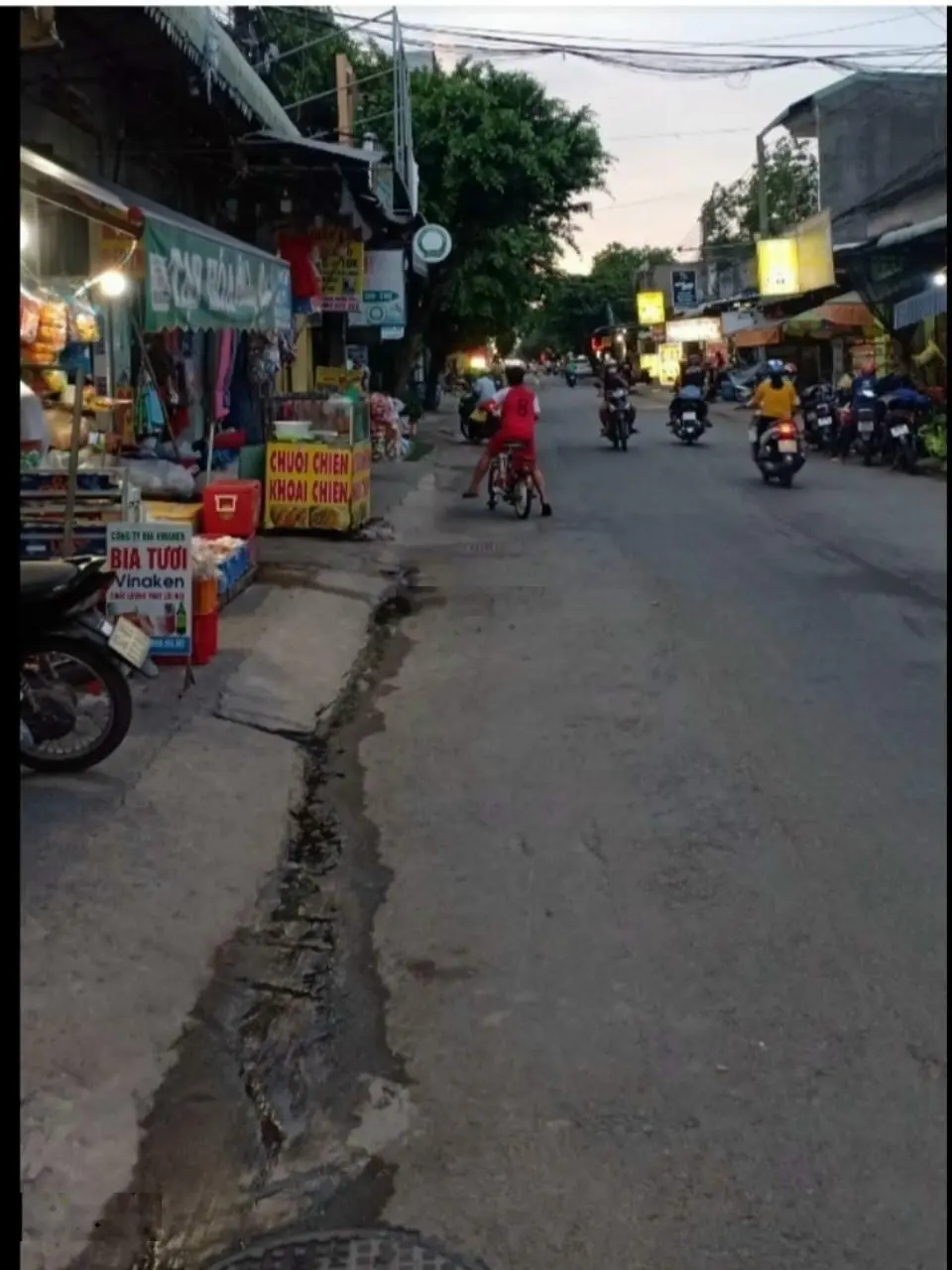 Bán dãy trọ + kiot MT kinh doanh chợ Xóm Vắng, Phường Dĩ An, TP Dĩ An