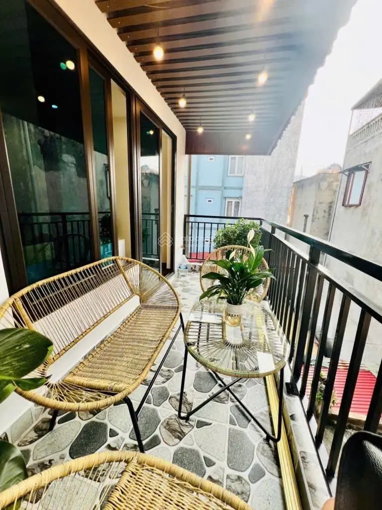 Bán nhà đẹp Dương Nội , tặng full nội thất nhập khẩu , 40m2 , nhỉnh 4 tỷ