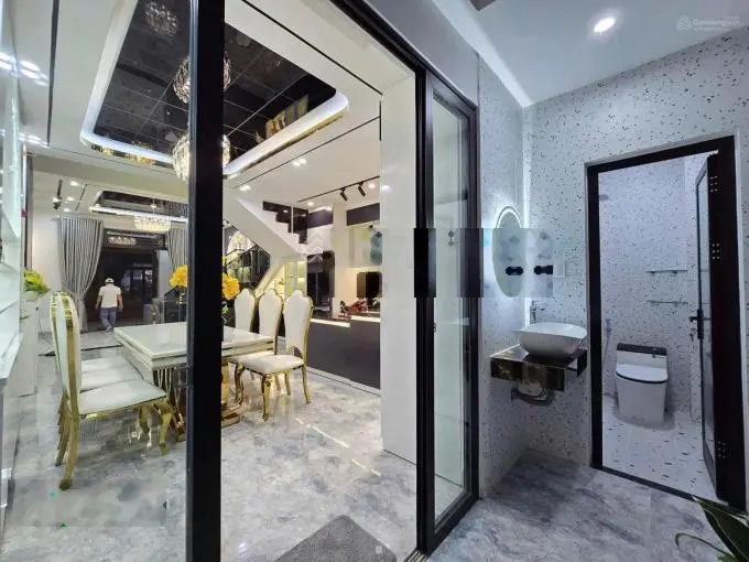 Bán nhà đẹp Bình Chánh đang cho thê 7tr/tháng 1 trệt 1 lầu 3PN 3WC
