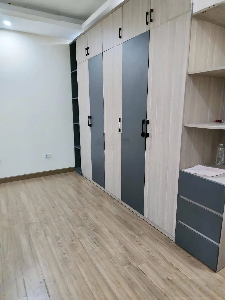Bán nhà mặt phố Vũ Thạnh vỉa hè, ô tô tránh, kinh doanh ngày đêm diện tích 62m 4 tầng chỉ 23.5 tỷ
