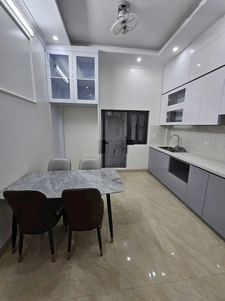 Bán nhà riêng 7,6 tỷ, 35m2, 4PN, 4WC tại Yên Hòa, Cầu Giấy, Hà Nội đẹp, tiện ích