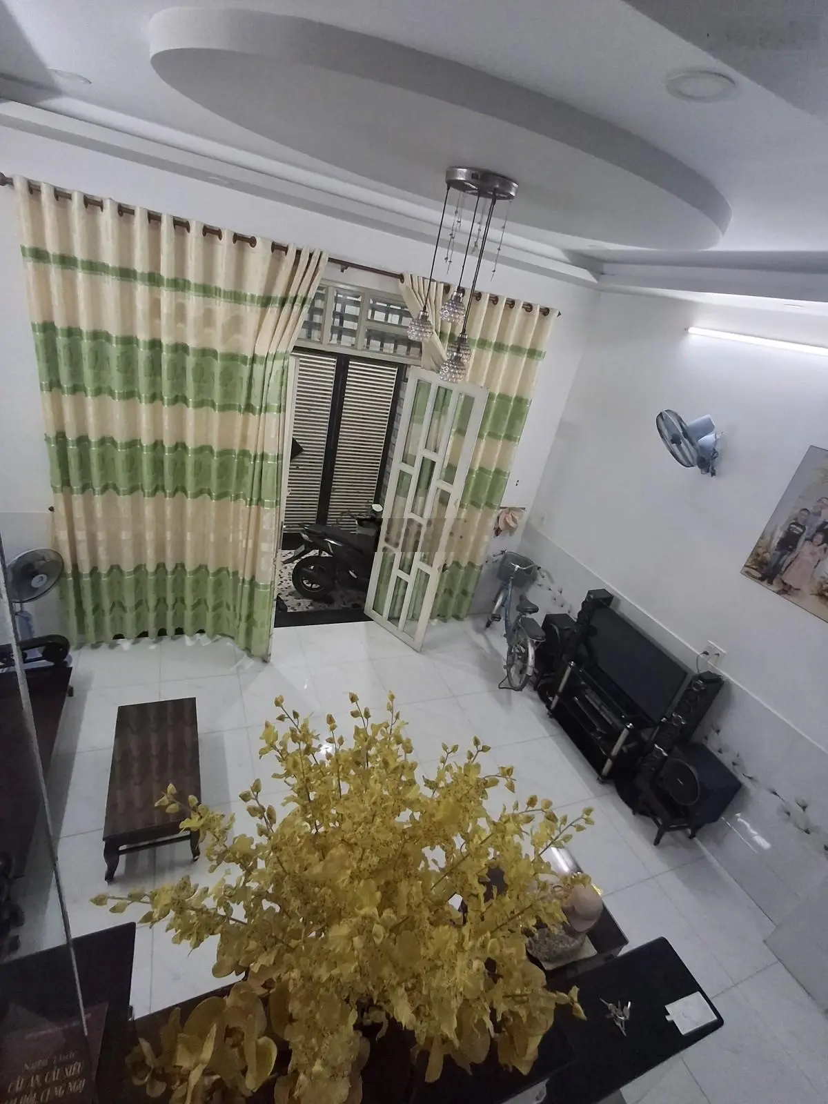Nhà đẹp Hiệp Bình Chánh, 66m2, 3 tầng, hẻm xe hơi 5m, sổ hoàn công đủ, chỉ hơn 6 tỷ