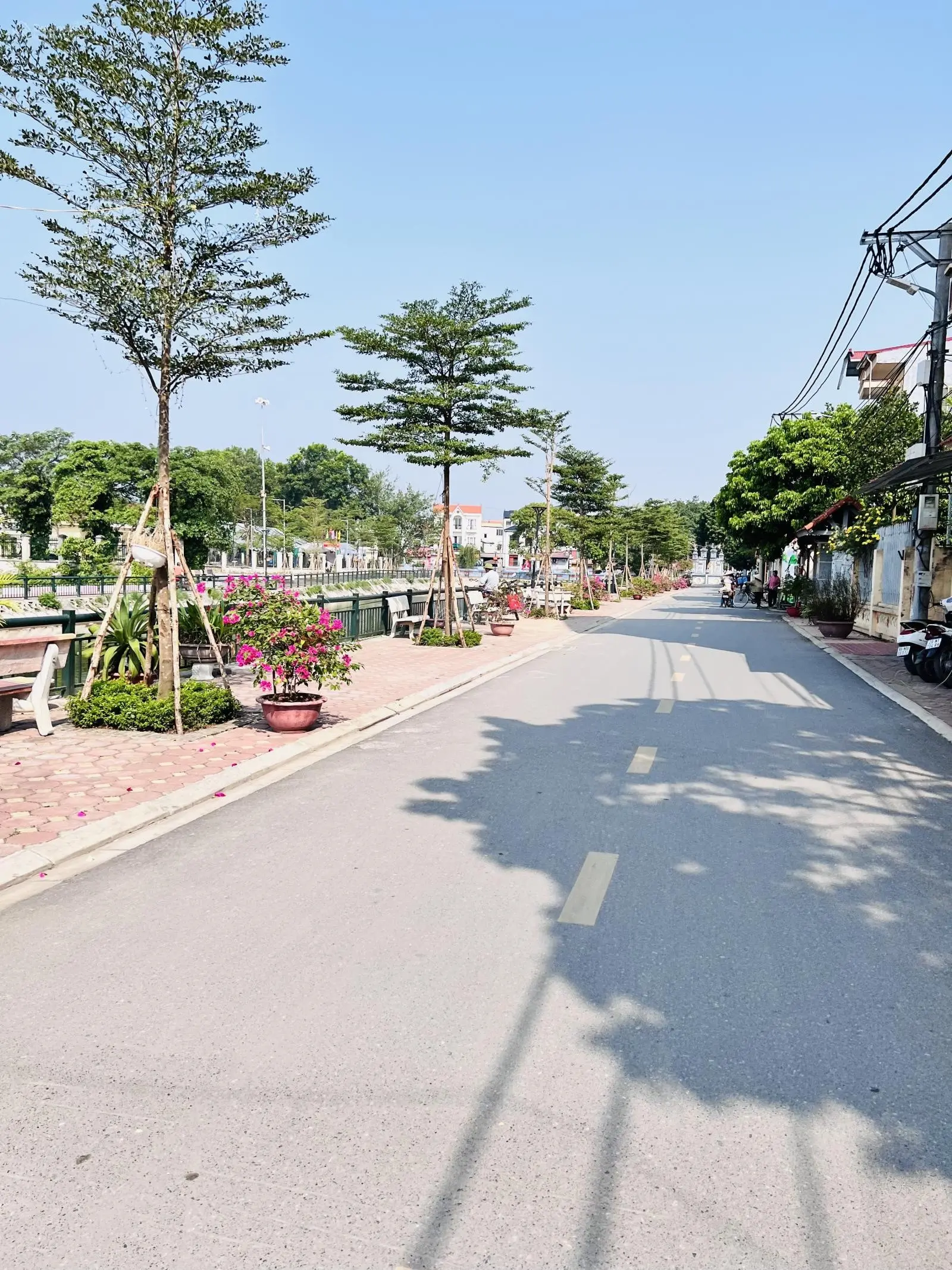 Cần bán gấp đất Đặng Xá - Gia Lâm - ngõ nông - ô tô 7 chỗ vào đất DT 46m2 MT 4,1m - 3,78 tỷ