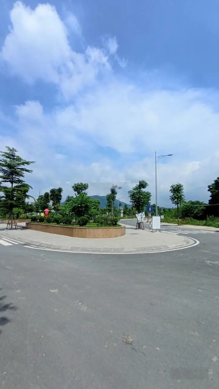 Bán mảnh đất tại 9 Downtown Lương Sơn, giá chỉ 2.5 tỷ đẹp và trung tâm nhất gần Quốc lộ 6