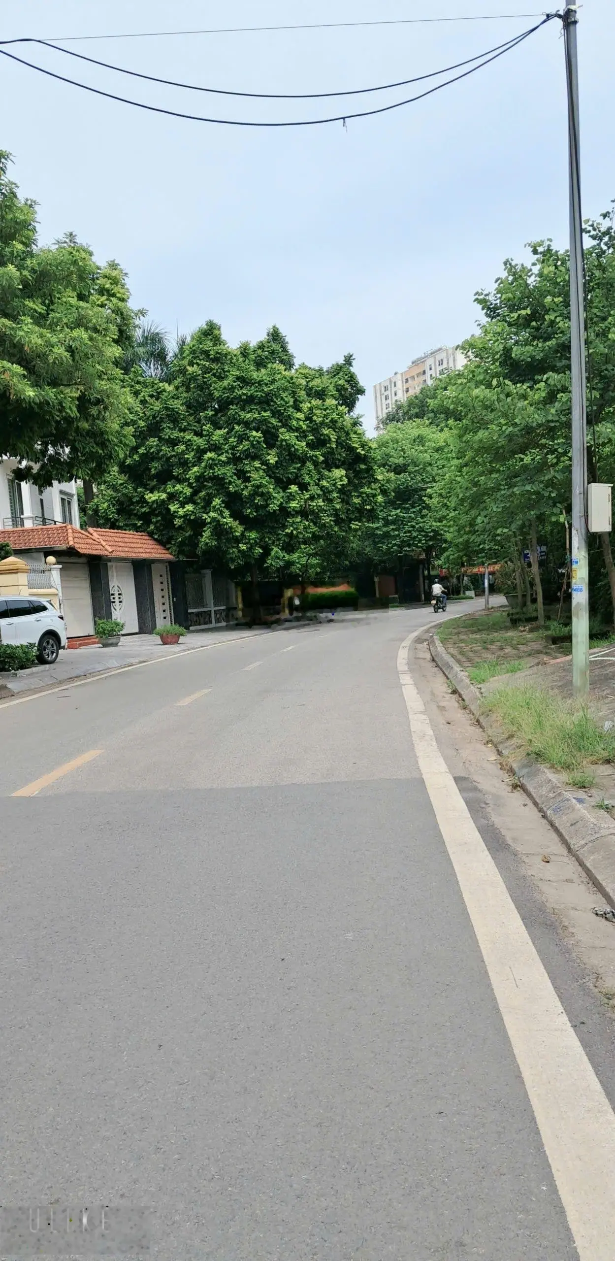 Siêu Biệt Thự Pháp Vân - Tứ Hiệp, 736m2, MT 40m, 100 tỷ, ô tô đỗ cửa, kinh doanh đỉnh