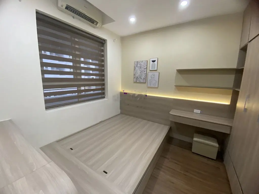 Bán căn hộ B3 Nam Trung yên, 60m2, 2 ngủ,ban công rộng, thoáng
