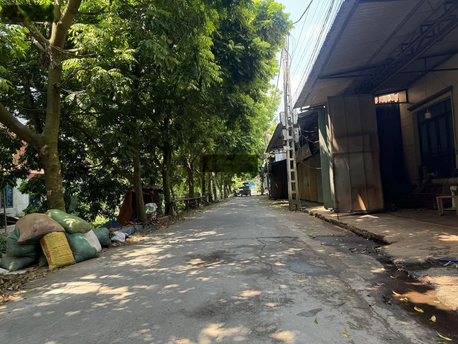 CỰC SỐC CẦN B ÁN GẤP LÔ ĐẤT TẠI XÃ THUỴ LÂM- ĐÔNG ANH Diện tích 96,4m2 Giá chỉ 2xtr/m đường ô tôđỗ