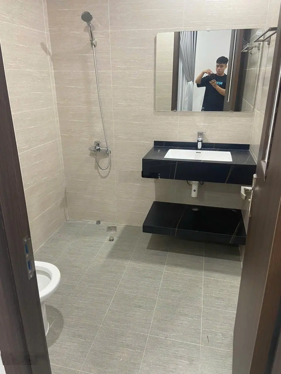 Bán căn hộ 2PN 72m2 tầng đẹp giá tốt