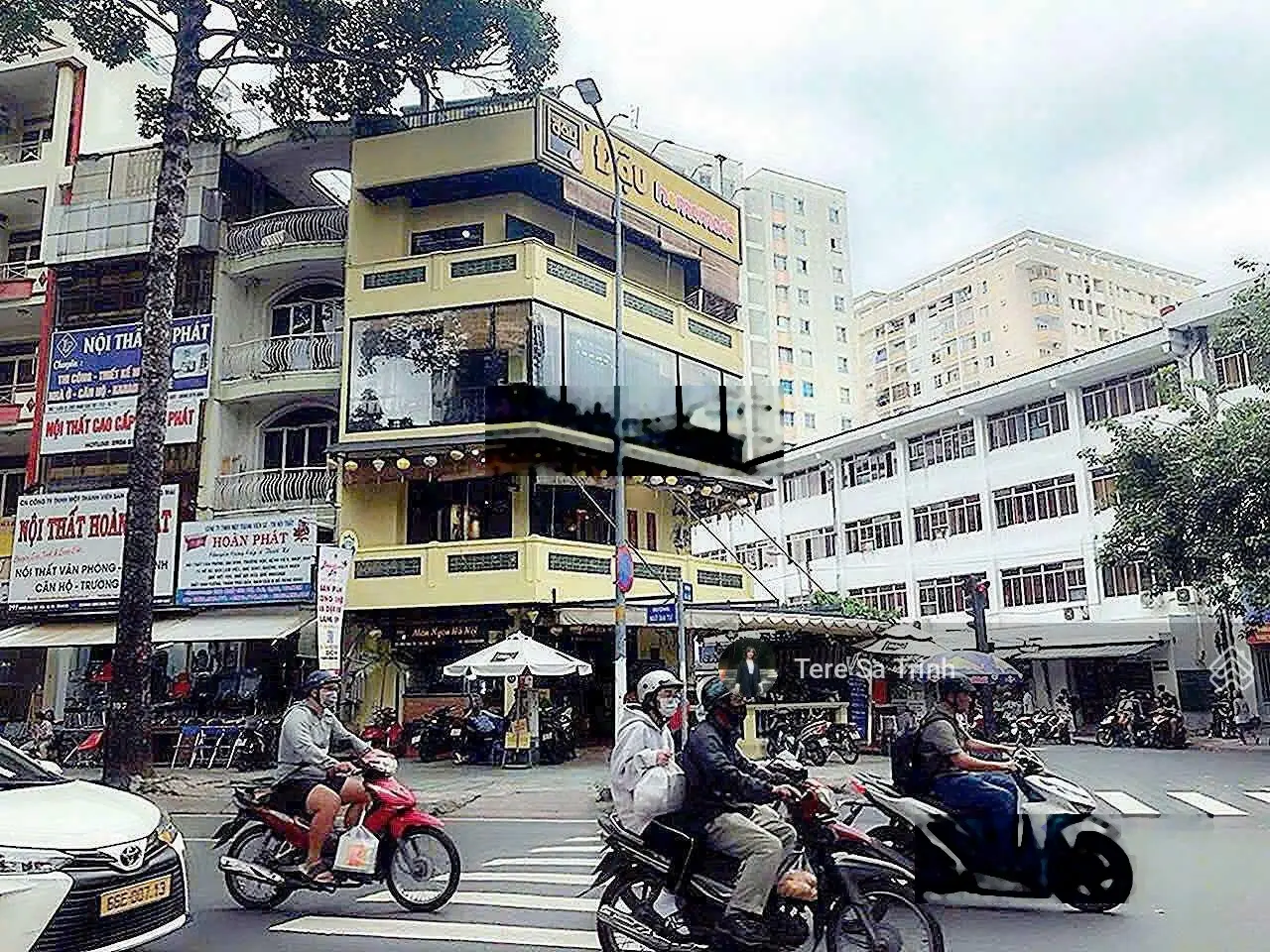 Bà tôi cần bán nhà Góc 2MT Nguyễn Hữu Cảnh - Bình Thạnh(20x20m) GPXD: 2 hầm 10 lầu 50 tỷ
