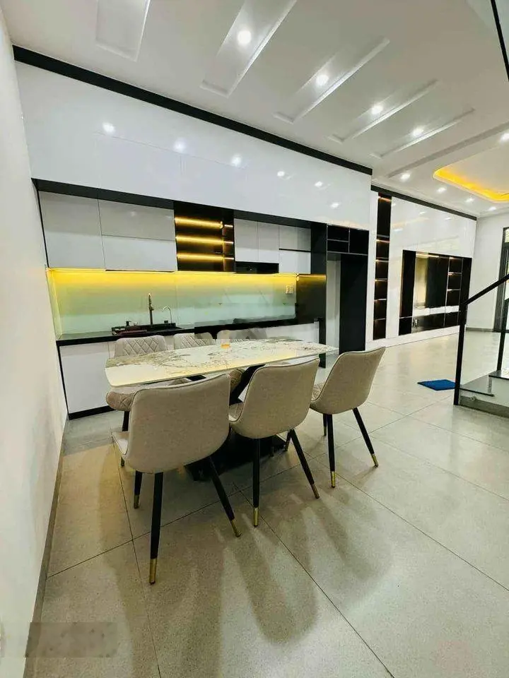 Sốc căn nhà giá rẻ đường Trần Ngọc Lên, Phường Định Hoà, Thủ Dầu Một, 100m2