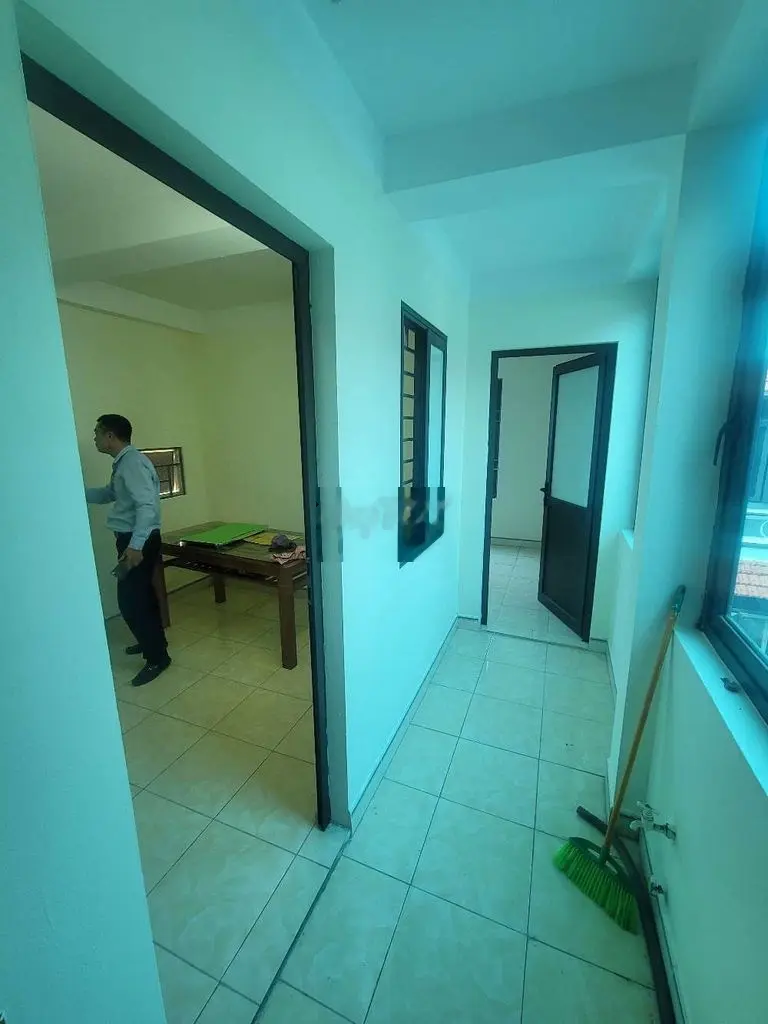 Nhà gần ubnd quận BTL DT 31m2x4T lô góc vị trí gần trường học các cấp