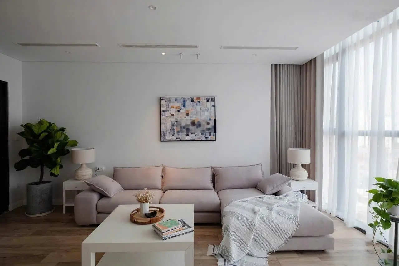 Hiếm ! Bán Nhanh căn 3PN 2VS DT: 91m2 BC: ĐN, Tầng Trung CC Cao Cấp Vinhomes Skylake, Giá 7,050 tỷ