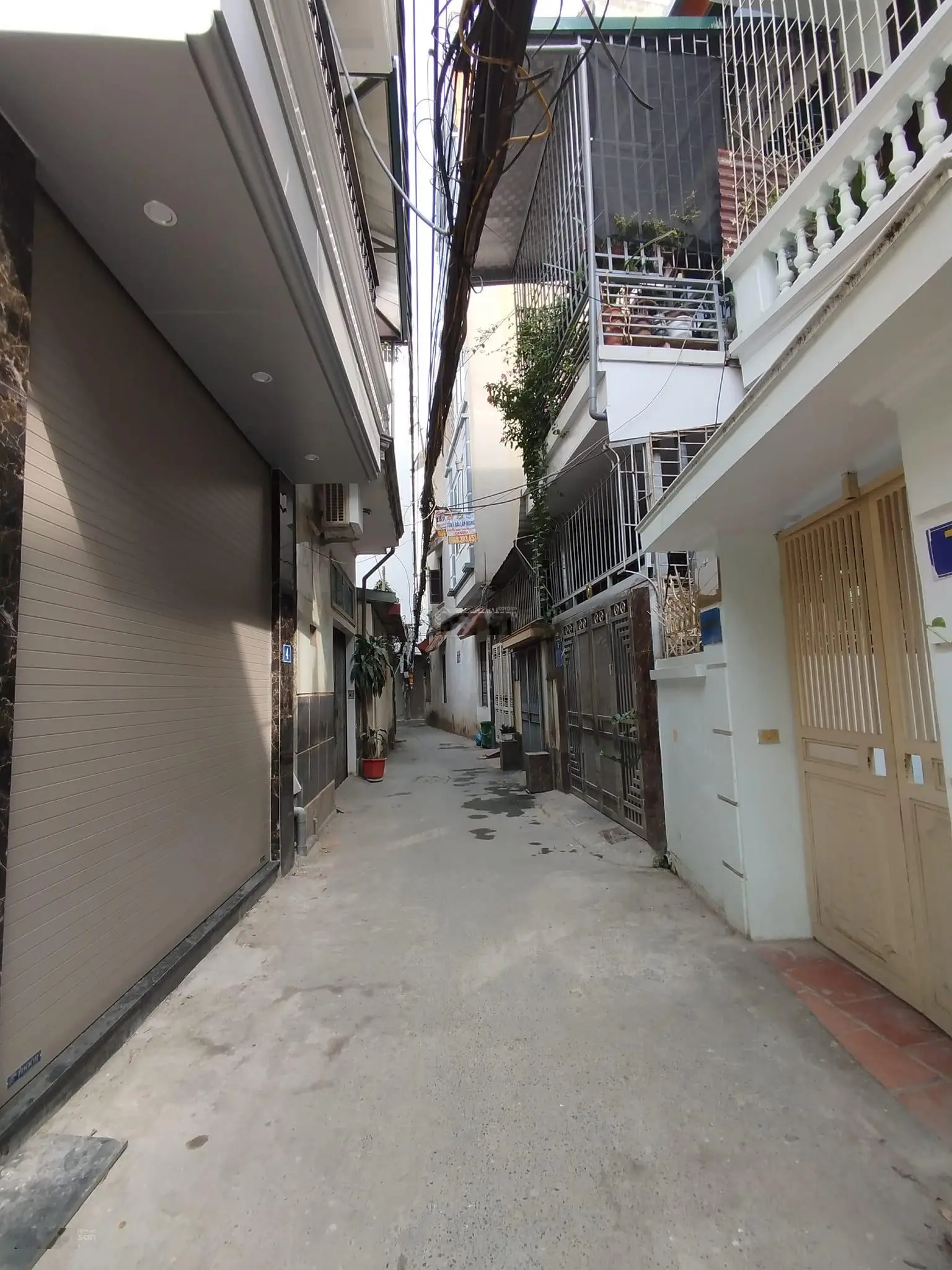 Nhà Đẹp Đón Tết! Phố 19/5 Văn Quán Hà Đông - 45m, 3 Tầng, MT 3.65m, Ô Tô Đỗ Cửa, Giá Chỉ 8.9 Tỷ!