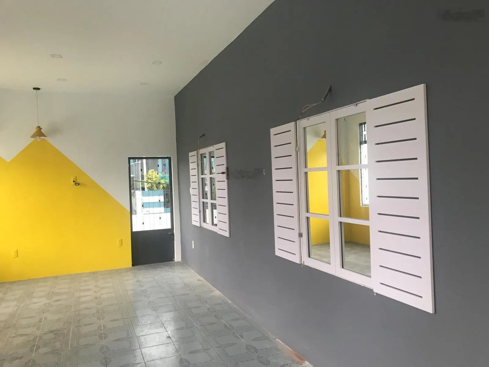Bán nhà mặt phố Nguyễn Lương Bằng, 18 tỷ, 254.7 m2, hàng hot!