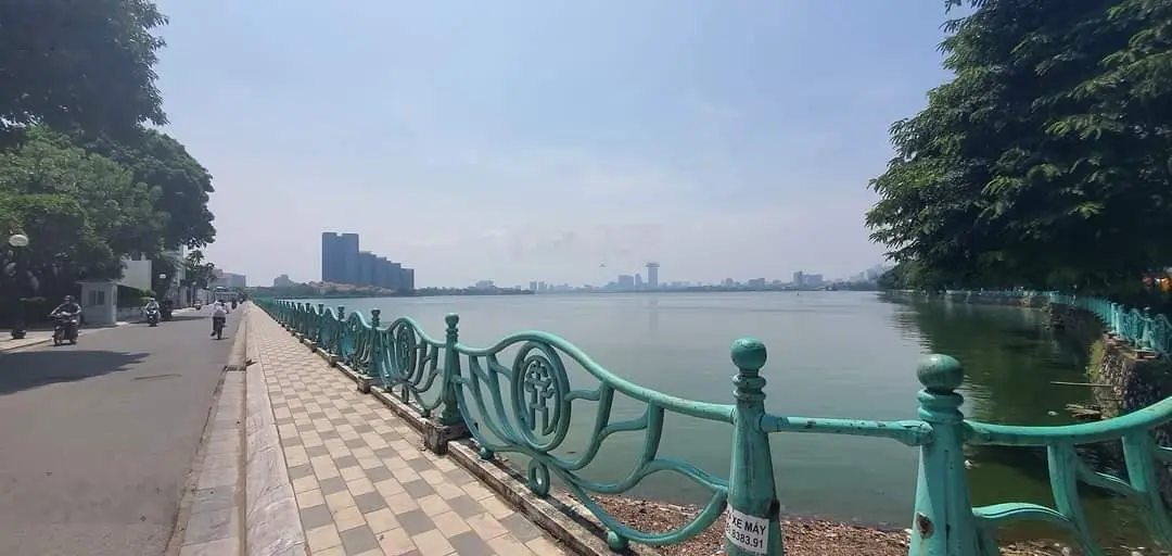 Cần bán nhà mặt phố view hồ giá 85 tỷ VND tại Tây Hồ, Hà Nội