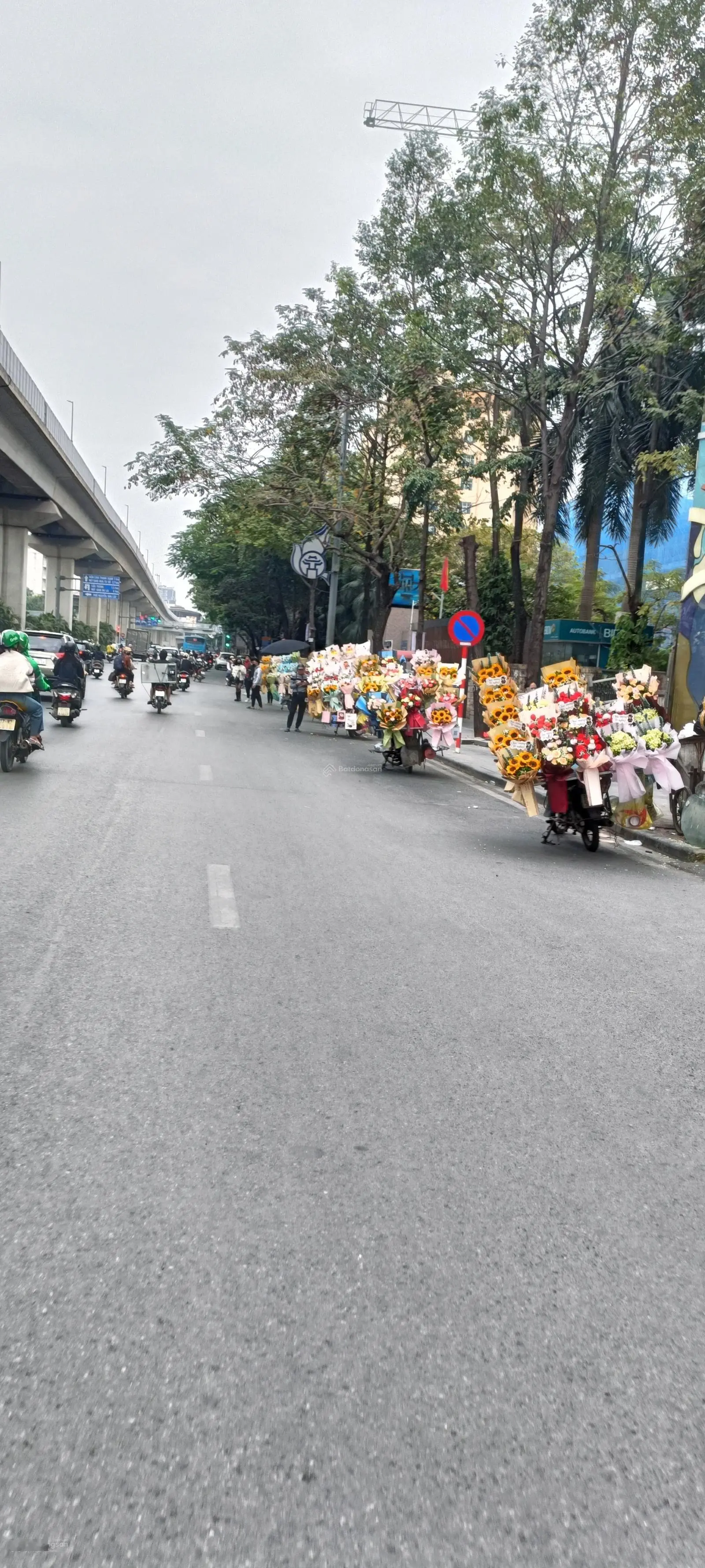 CCMN Chiến Thắng, Văn Quán, Hà Đông Dt 51m, 6 tầng THANG MÁY,12 P KK giá nhỉnh 10 tỷ, gần ô tô.