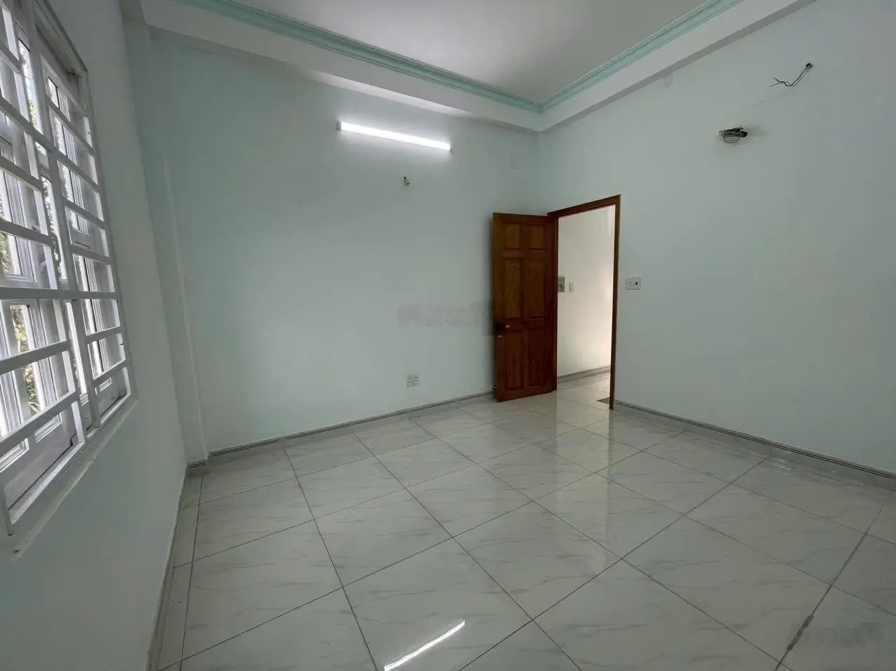Bán nhà 1 trệt 2 lầu hẻm xe hơi Đường Bưng Ông Thoàn ngay chợ Tăng Nhơn Phú B gần Khu Công Nghệ Cao