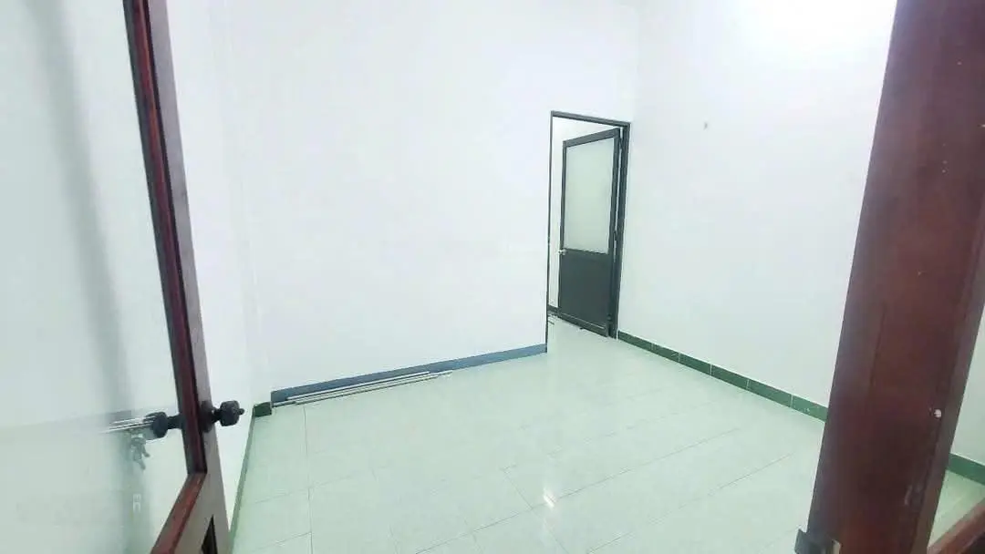 Gần chợ, chủ ngộp bán với giá cắt lỗ hơn 400tr so với năm 2024. Nhà pháp lí sổ hồng riêng