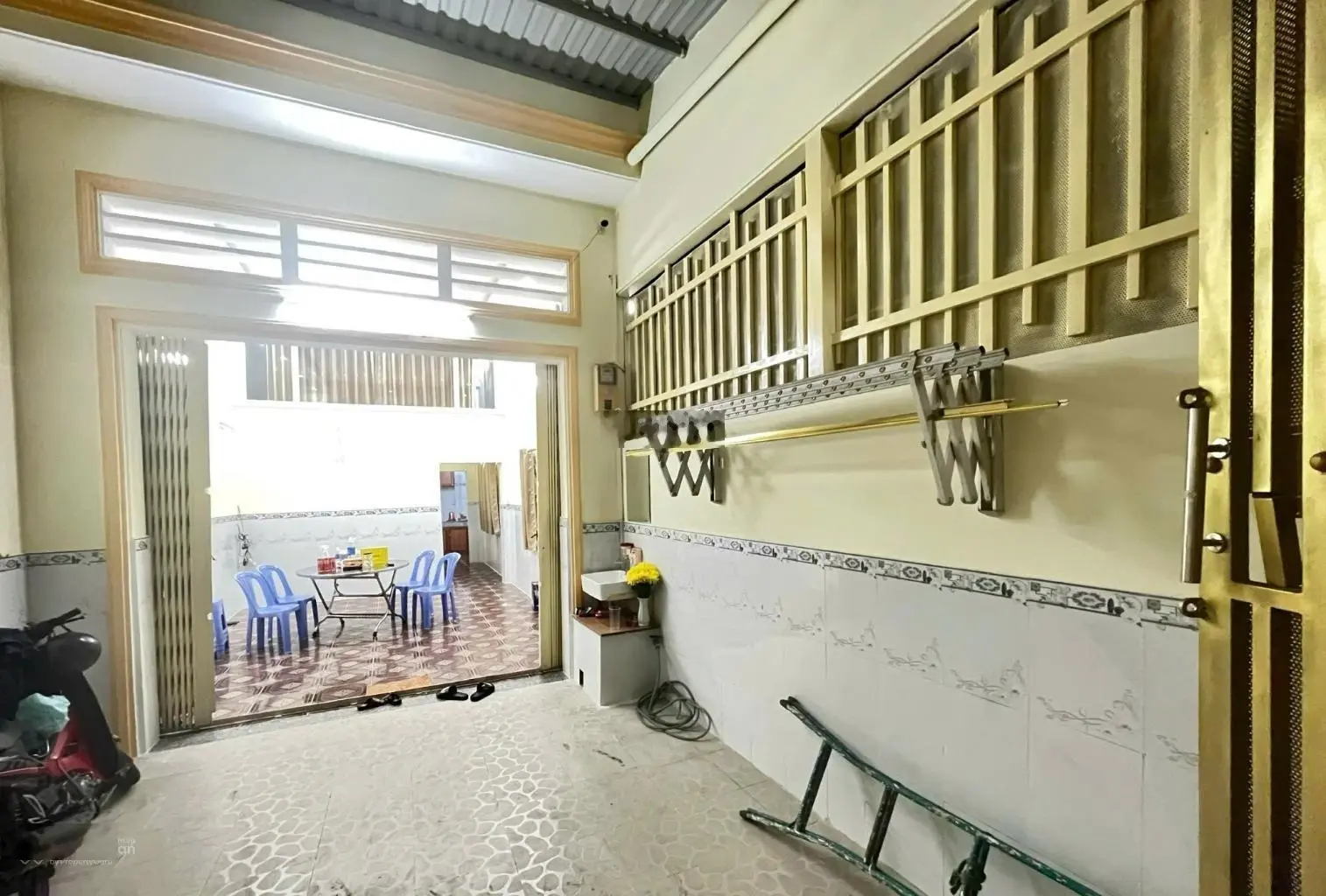 Căn góc mặt tiền không lộ giới, đường 10 m, ngang 4m, giá 5,8 tỷ, Tân Thới Nhất, Quận 12