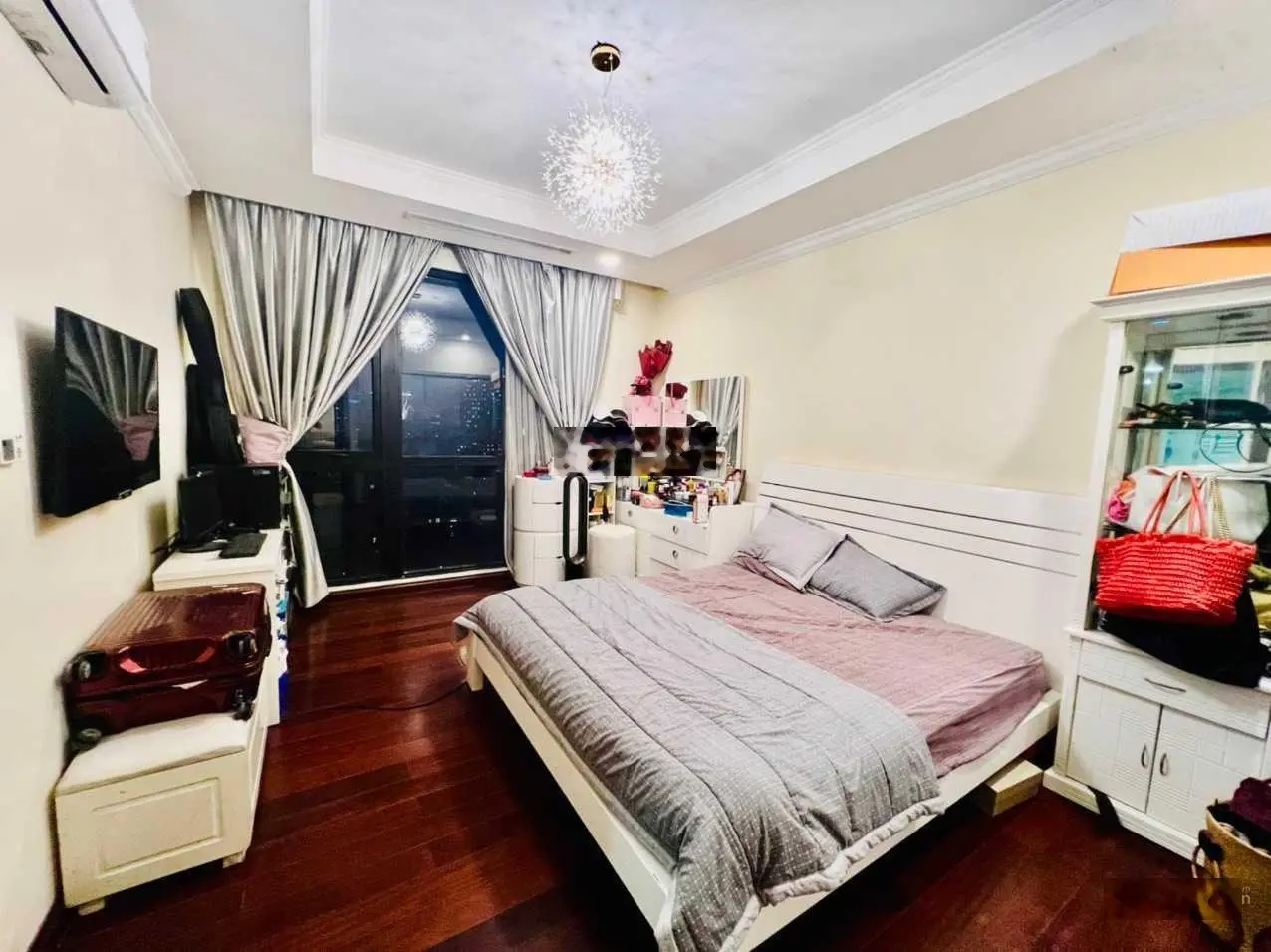 Chính chủ căn góc 90m2 3PN view hồ tòa Licogi 13 sổ đỏ, giá chỉ 4 tỷ, miễn trung gian LH 0336 730 ***