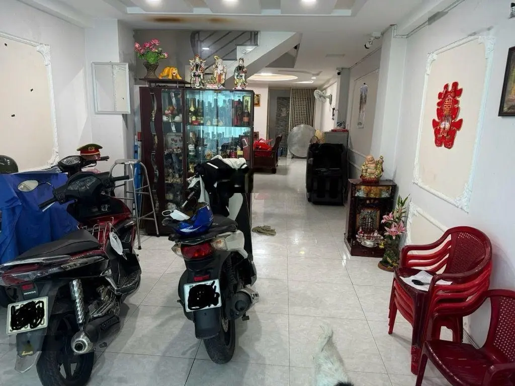 Xa TP! Bán nhà mặt tiền 3 tầng đường nhựa XH tránh Nam Long Đào Trí - BT Tấn Trường - 100 m2 8.x tỷ
