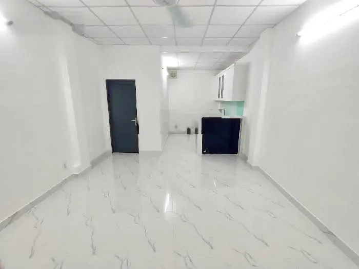 Nhà đẹp ở ngay 93m2 chỉ 4.8 tỷ - kế hoàng diệu 2, ngã tư thủ đức ga metro - p.linh trung