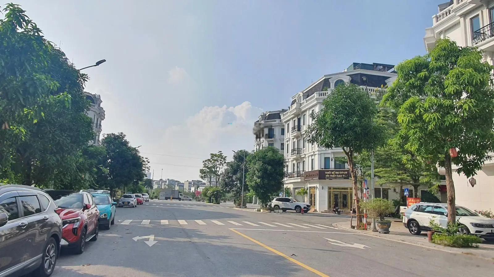Cực phẩm ! Kiến Hưng Luxury MT 7m, Gara ô tô, Thang máy, Vỉa hè, Kinh doanh 24/7, 75m nhỉnh 17 tỷ
