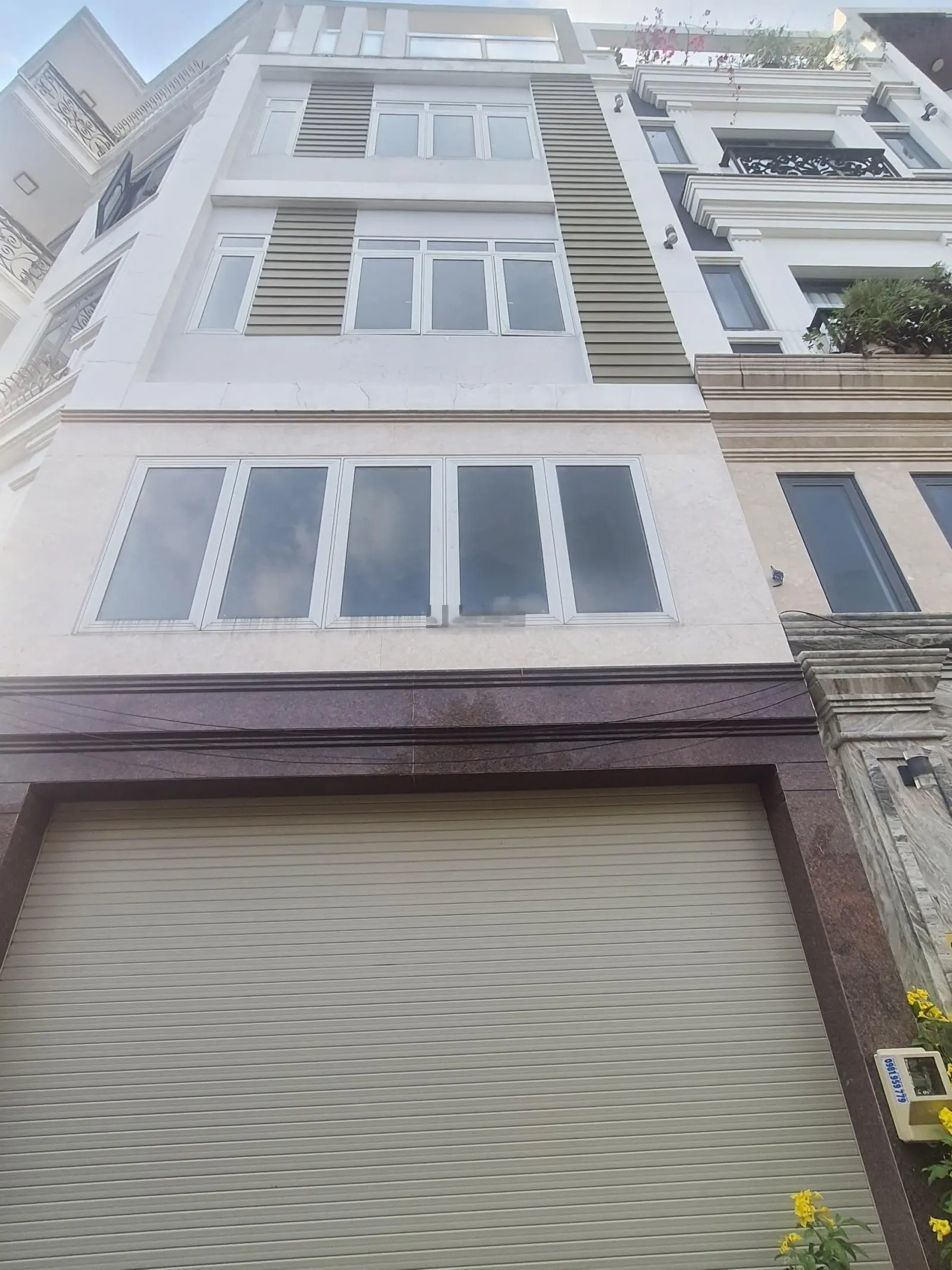 4x13m, 4 lầu, Nhà hxh 5m Đoàn Thị Điểm, gần UBND P1, Giá 14.4 tỷ