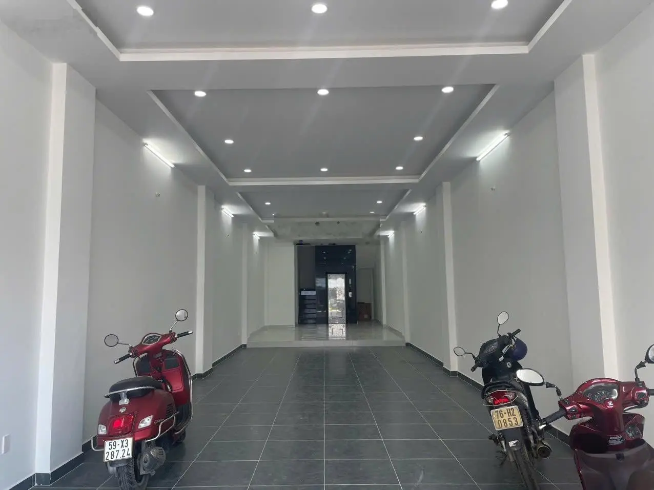 Chính chủ cần bán gấp nhà mặt tiền đường D1, KDC Việt Sing, Tp.Thuận An, Bình Dương,
