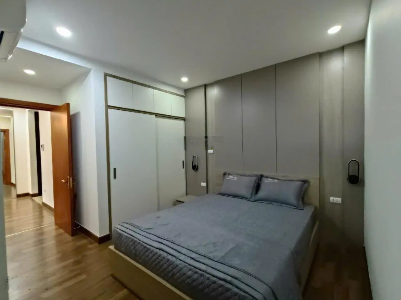 Bán căn hộ chung cư cao cấp toà S4 Goldmark City 136 Hồ Tùng Mậu 68m2 giá 5.65 tỷ!