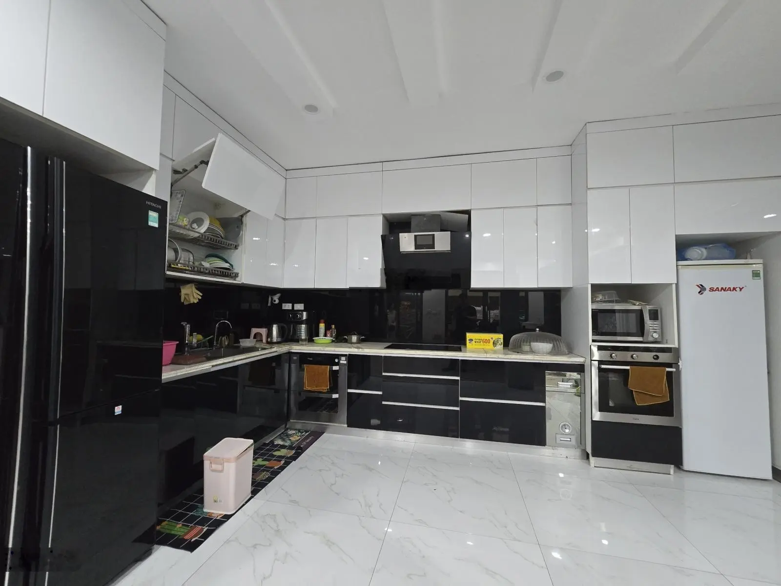 Bán biệt thự song lập Gamuda 190m2 đầy đủ nội thất vị trí đẹp cạnh công viên 0904 744 ***