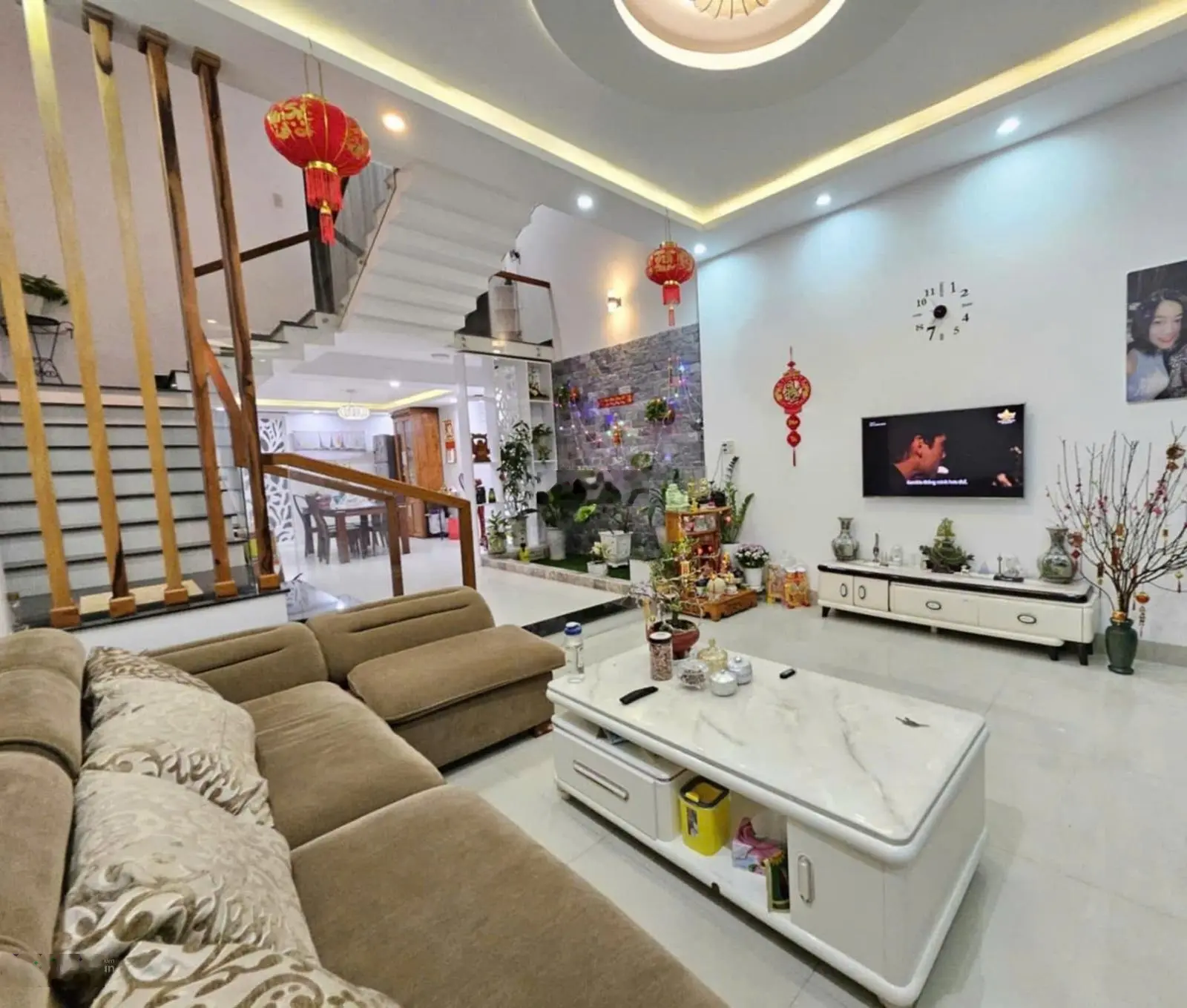 Căn nhà 3 tầng mới đẹp chỉ cách Công viên Viễn Đông 200 song song với Phạm Văn Đồng