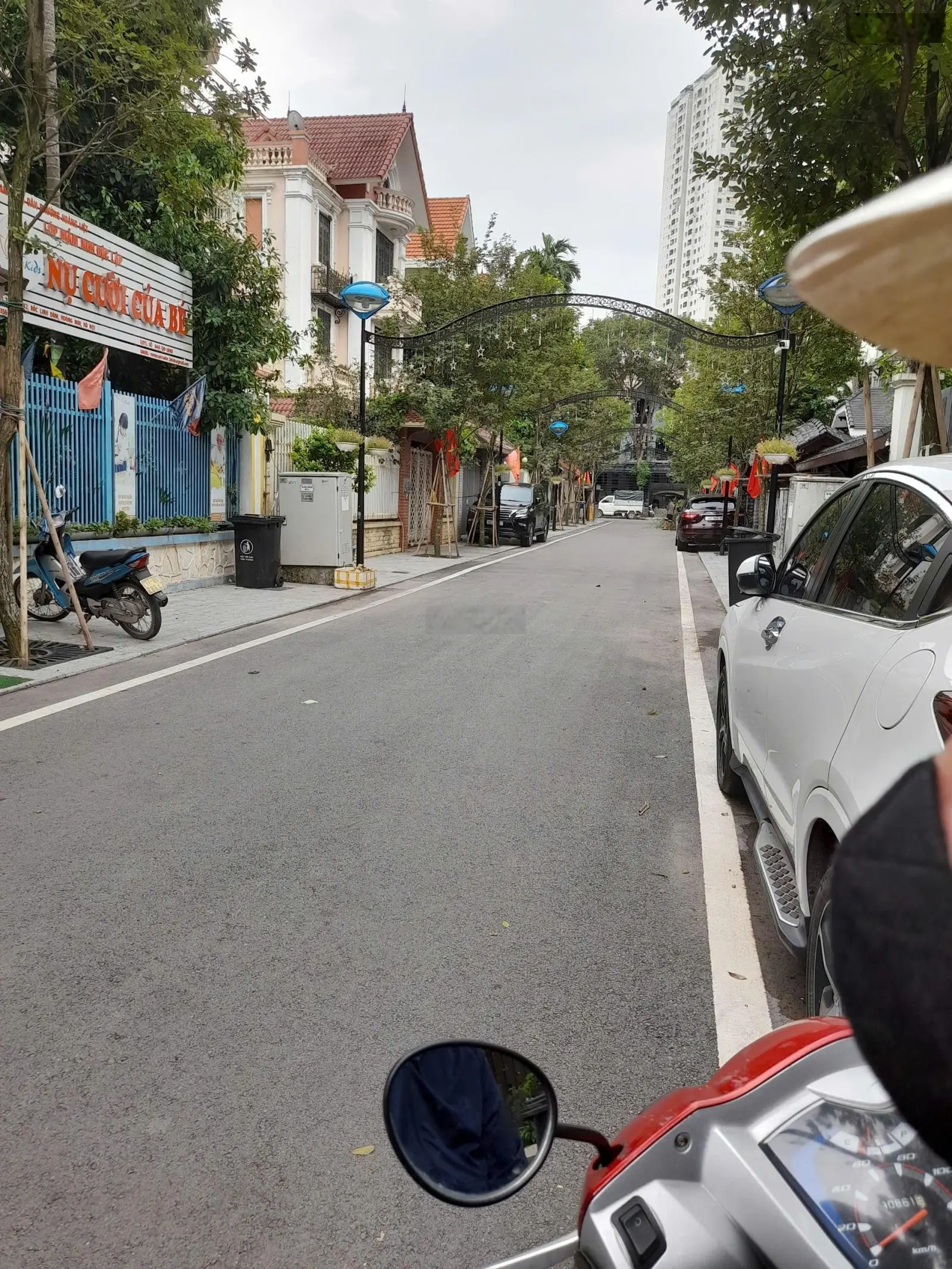 Phân lô bắc linh đàm_lô góc 3 mặt tiền nhà đẹp 6 tầng thang máy vỉa hè vừa ở vừa kinh doanh