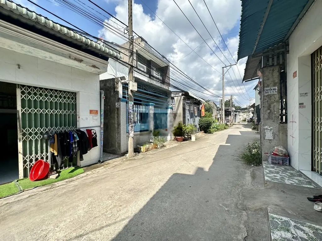 Kẹt tiền bán rẻ lô đất mặt tiền hẻm kinh doanh