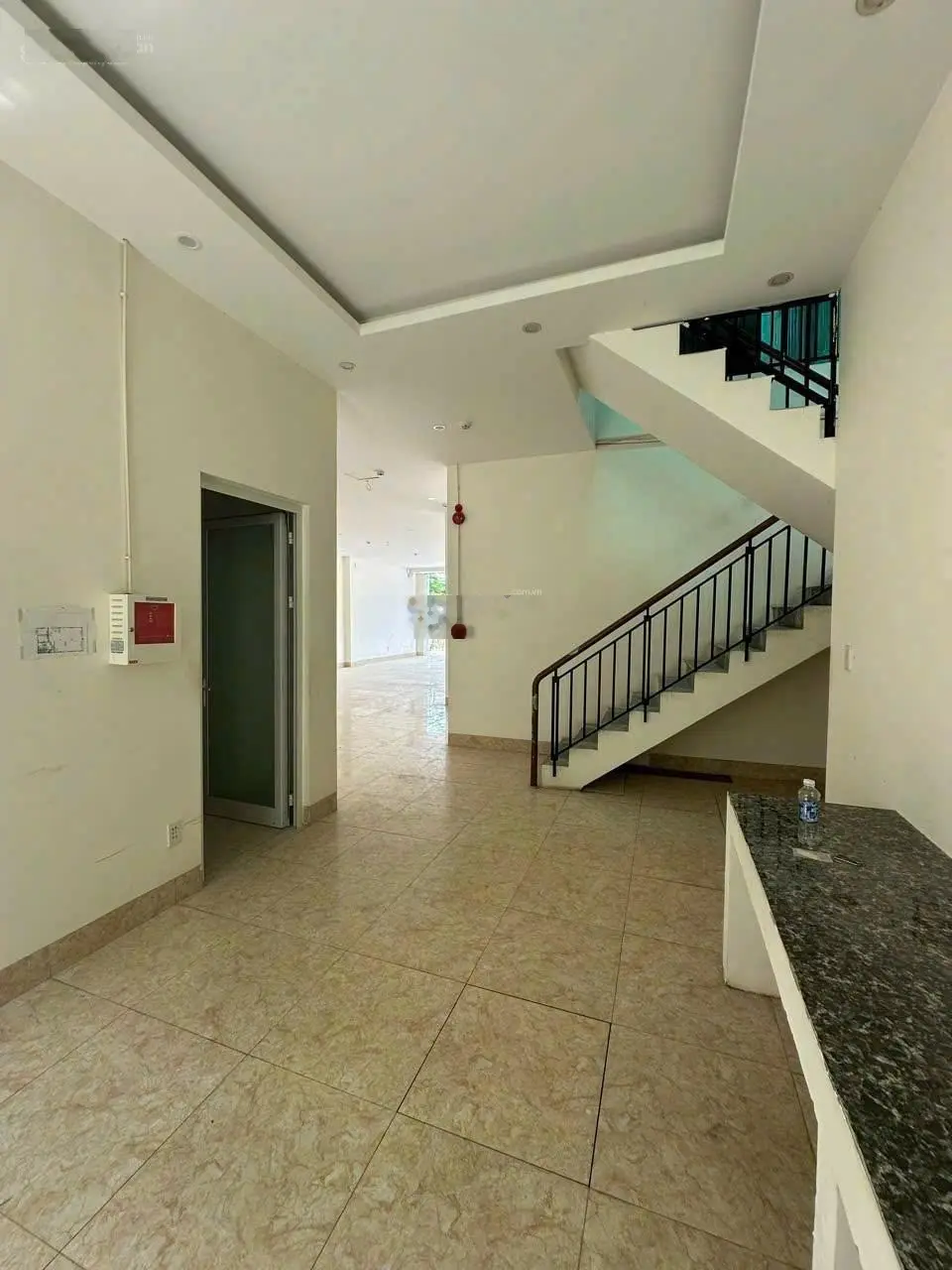 Hơn 20 tỷ: có ngay 1 lô đất lớn và 1 căn nhà to ở mặt tiền trần đại nghĩa đà nẵng: 375m2 = 15 x 25m