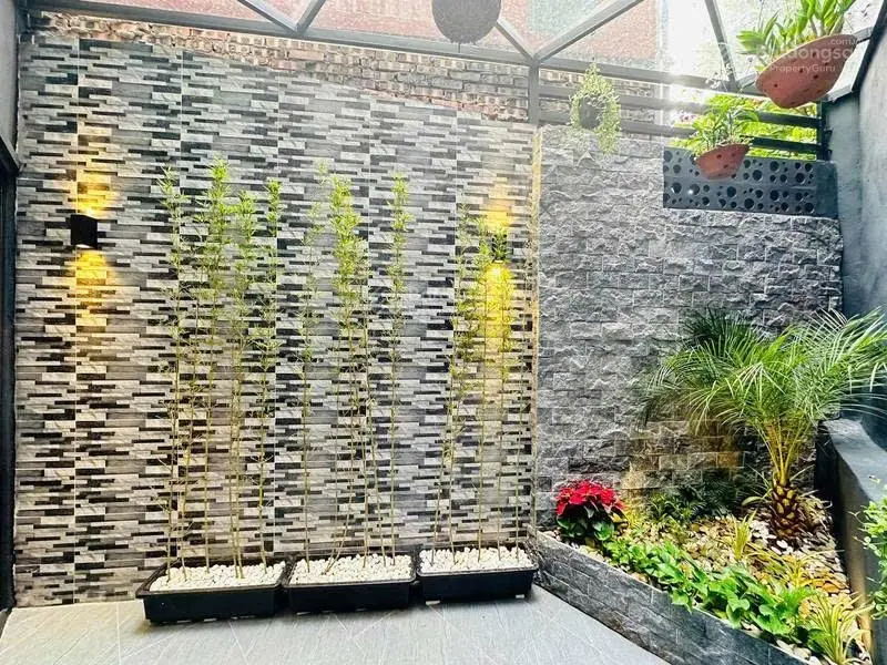 Bán gấp - nhà mới Thạch Bàn ô tô đỗ cửa 70 m2 4 tầng 8,2 tỷ