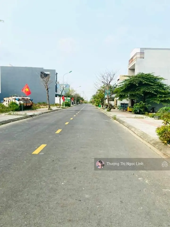 Đất full thổ cư MT đường Hòa Bình, phường 1, Bạc Liêu, gần trường THPT Bạc Liêu. DT 120m2/450tr SHR