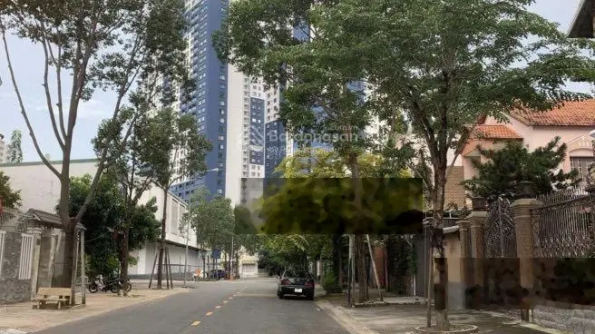 Bán 4 nền liền kề khu dân cư Chánh Nghĩa giá kịch sàn