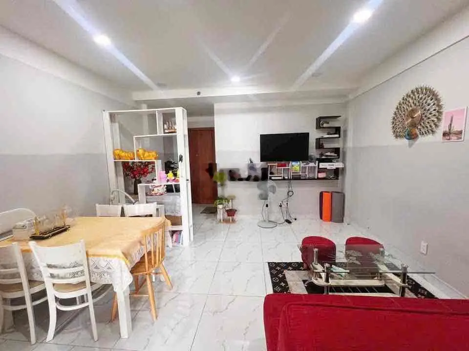 BÁN CHUNG CƯ PHÚC ĐẠT 1PN 42m2. HỖ TRỢ NGÂN HÀNG 70%. SỔ SẴN