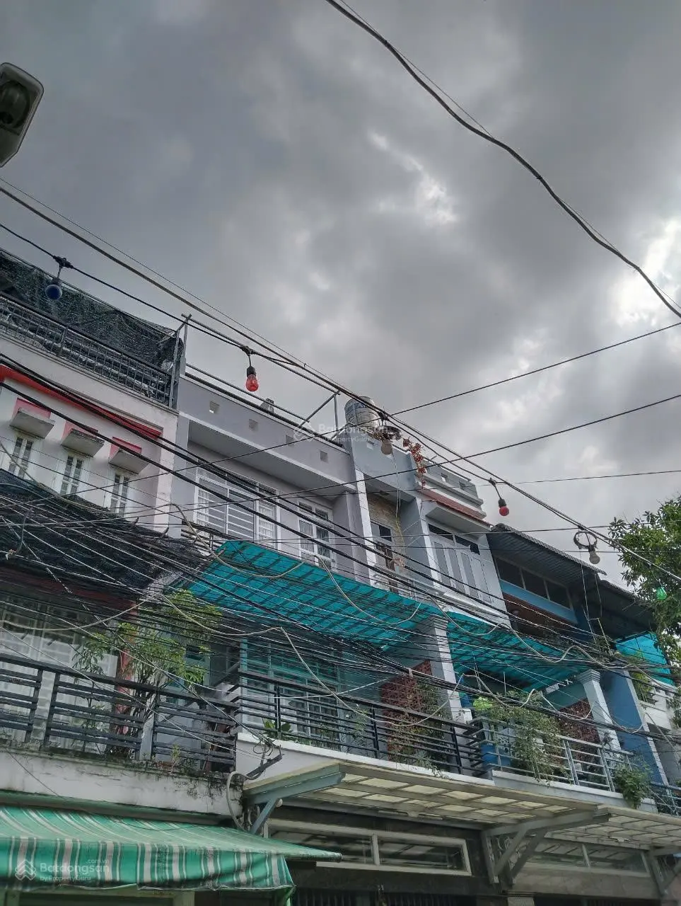 Mặt tiền đường T4A, 4 tầng, 52m2, xe hơi ngủ nhà, 7 tỷ nhỉnh