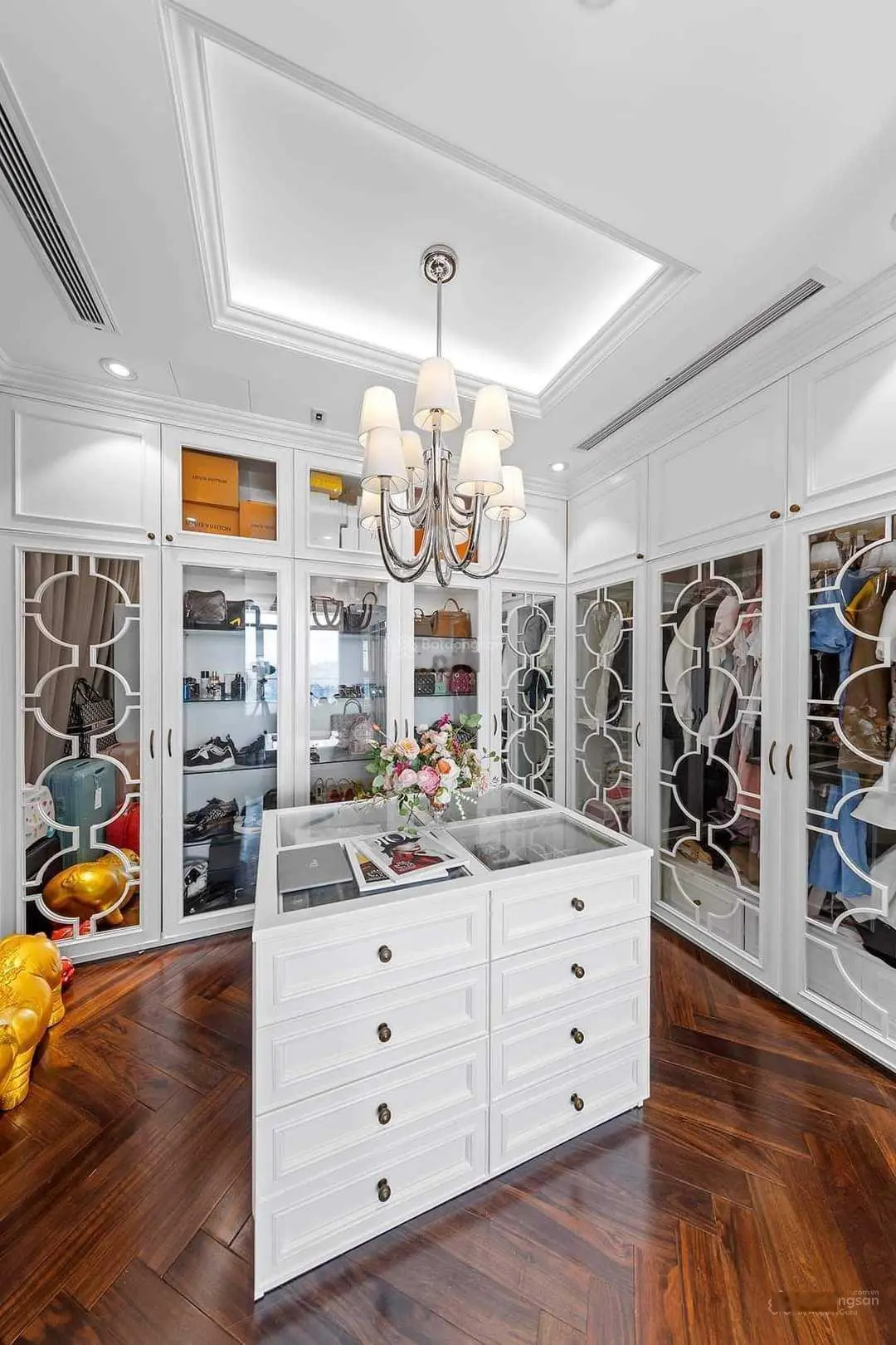 Bán căn hộ 3PN 138m2 mật độ tháng máy và giá tốt nhất Hà Nội, cách Mỹ Đình 10p lái xe giá siêu tốt