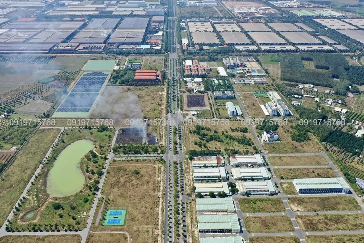 Chỉ 480 triệu, nhà phố 1 trệt + 1 lầu, trong KCN Phước Đông, Tây Ninh. SHR đã hoàn công. HT vay 70%