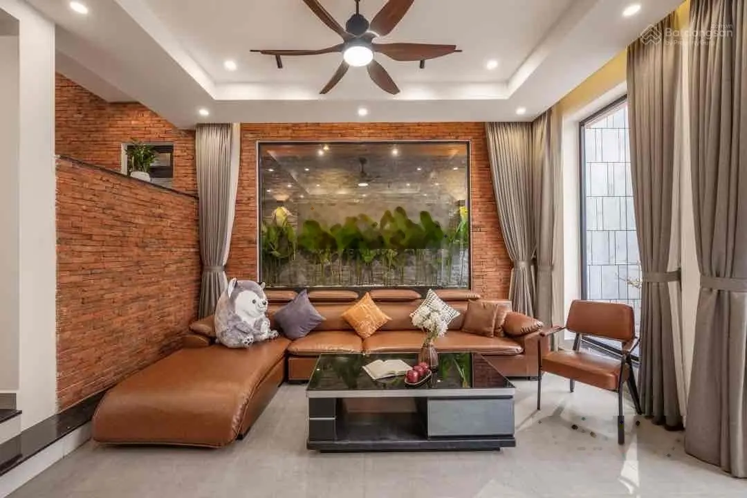Villa hồ bơi riêng, khai thác ngay, cách bãi tắm mỹ khê chỉ vài bước
