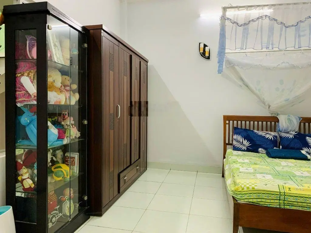 Sở hữu ngay căn nhà với vị trí tiềm năng vuông góc với phố thương mại Phan Đăng Lưu ngay hôm nay