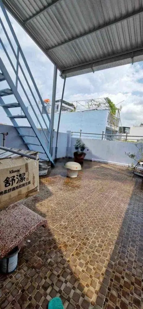 Bán nhà hẻm 6m Thạch Lam, 4 x 13m, 3 tầng, chỉ 5,6 tỷ