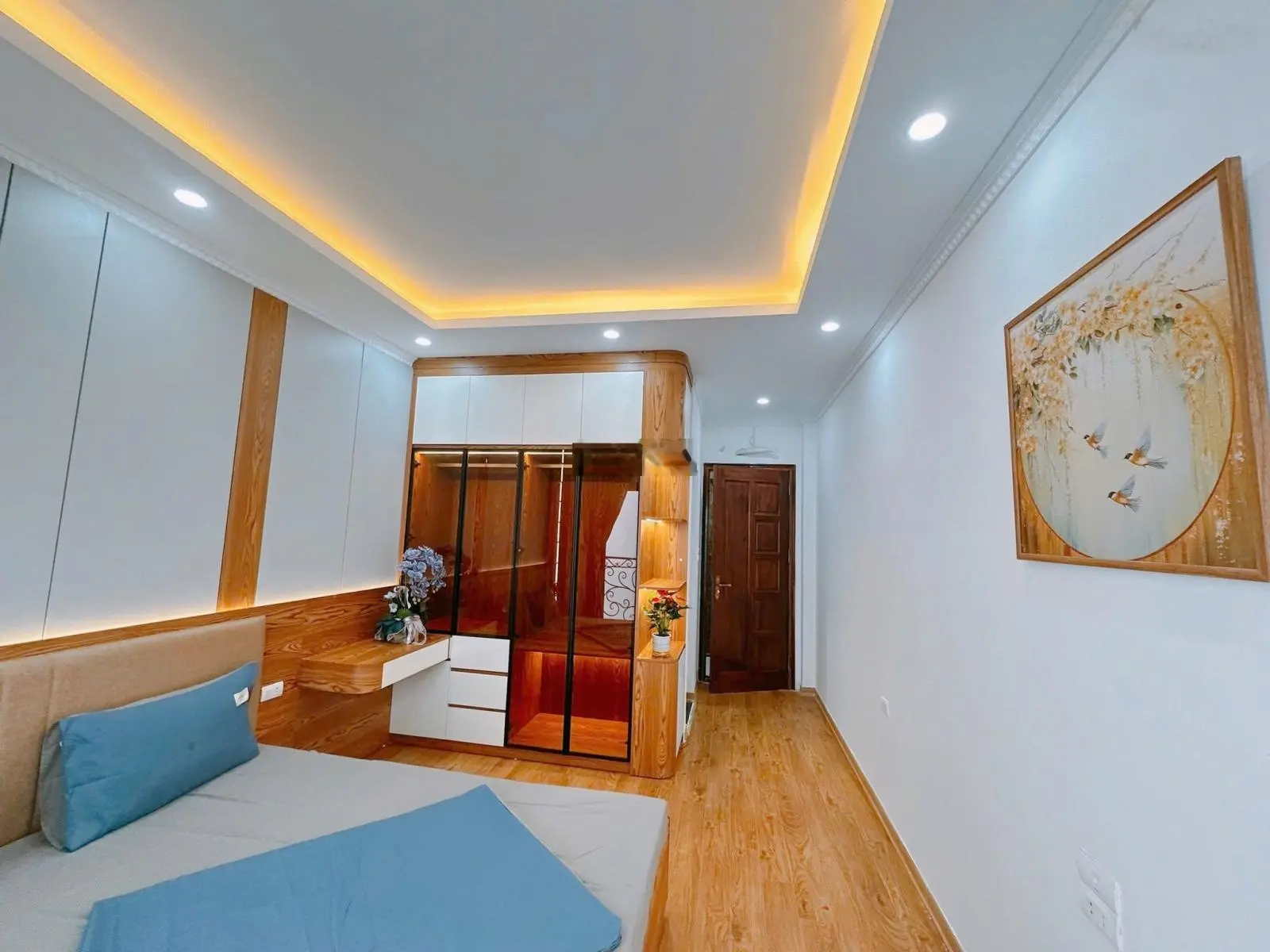 8,35 tỷ - 31m2 - 6 tầng thang máy - ngõ to đùng - full nội thất - 15m ô tô - Định Công - Hoàng Mai