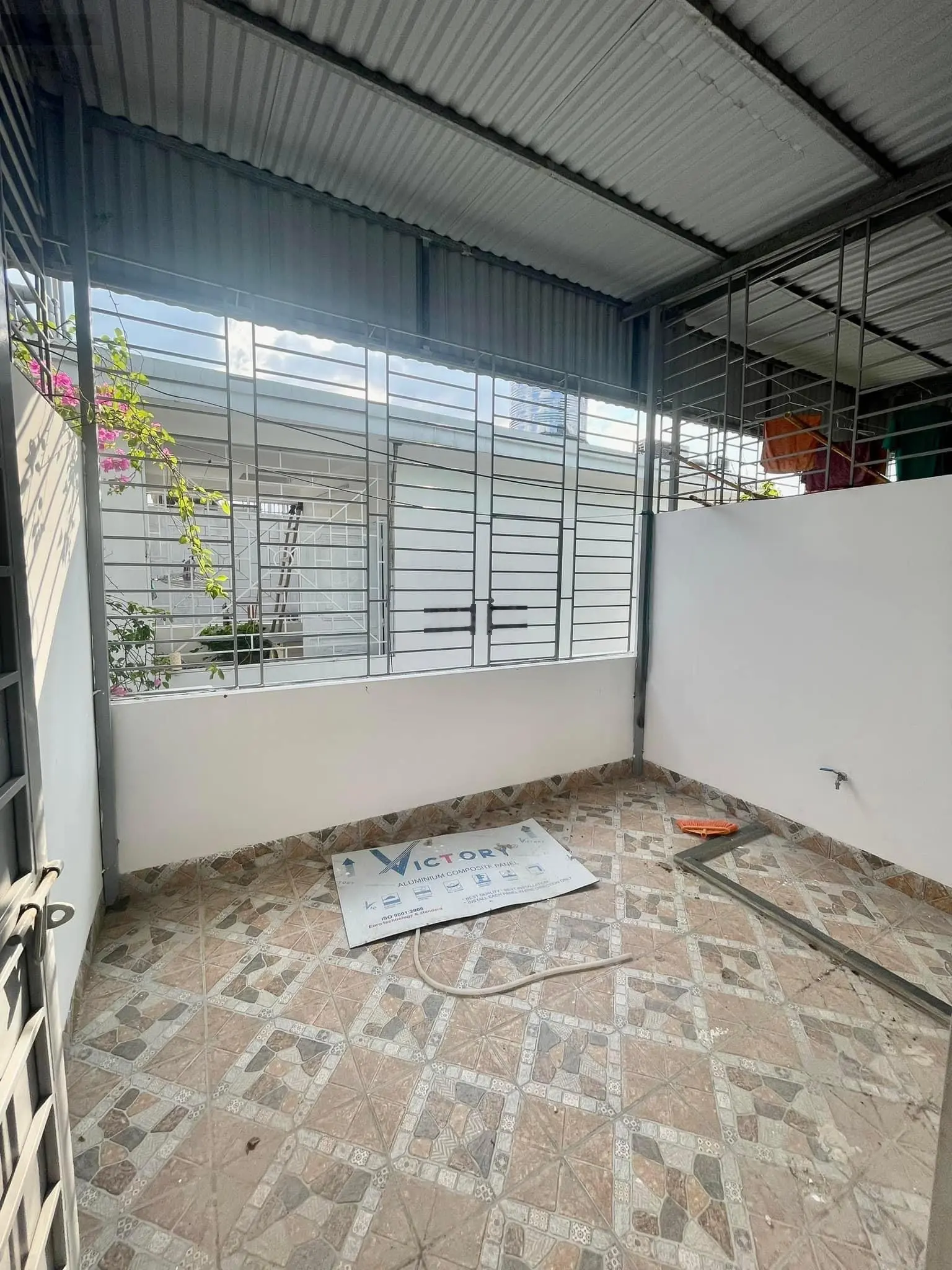 Định công thượng nhà mới fuul nội thất 36 m -5 tầng chỉ 6.5 tỷ